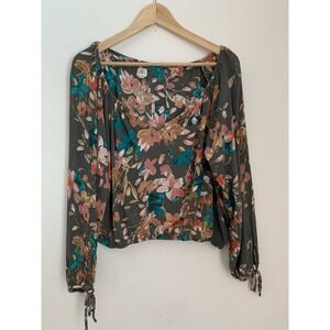 O'Neill Top Women Sz M Floral Flowy Long Sleeve With Tie Detail Split Neck Surf